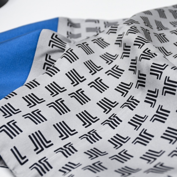 LANVIN Vintage Iconic Logo Reversible Silk Scarf 13" x 50" - Picture 8 of 8